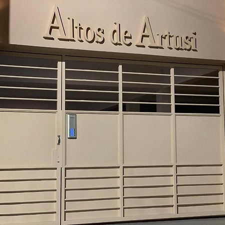 Altos De Artusi Apartment กอนเซ็ปซิออน เดล อุรุกวัย ภายนอก รูปภาพ